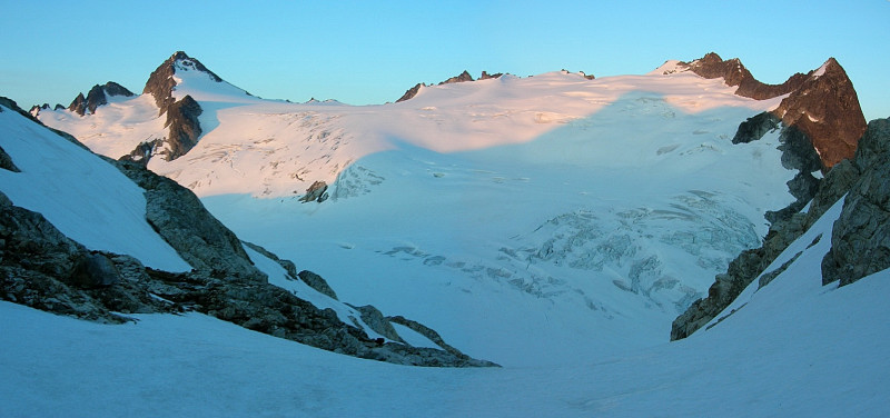 3820Snowfield0001.JPG