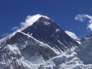 3496Everest-med.JPG