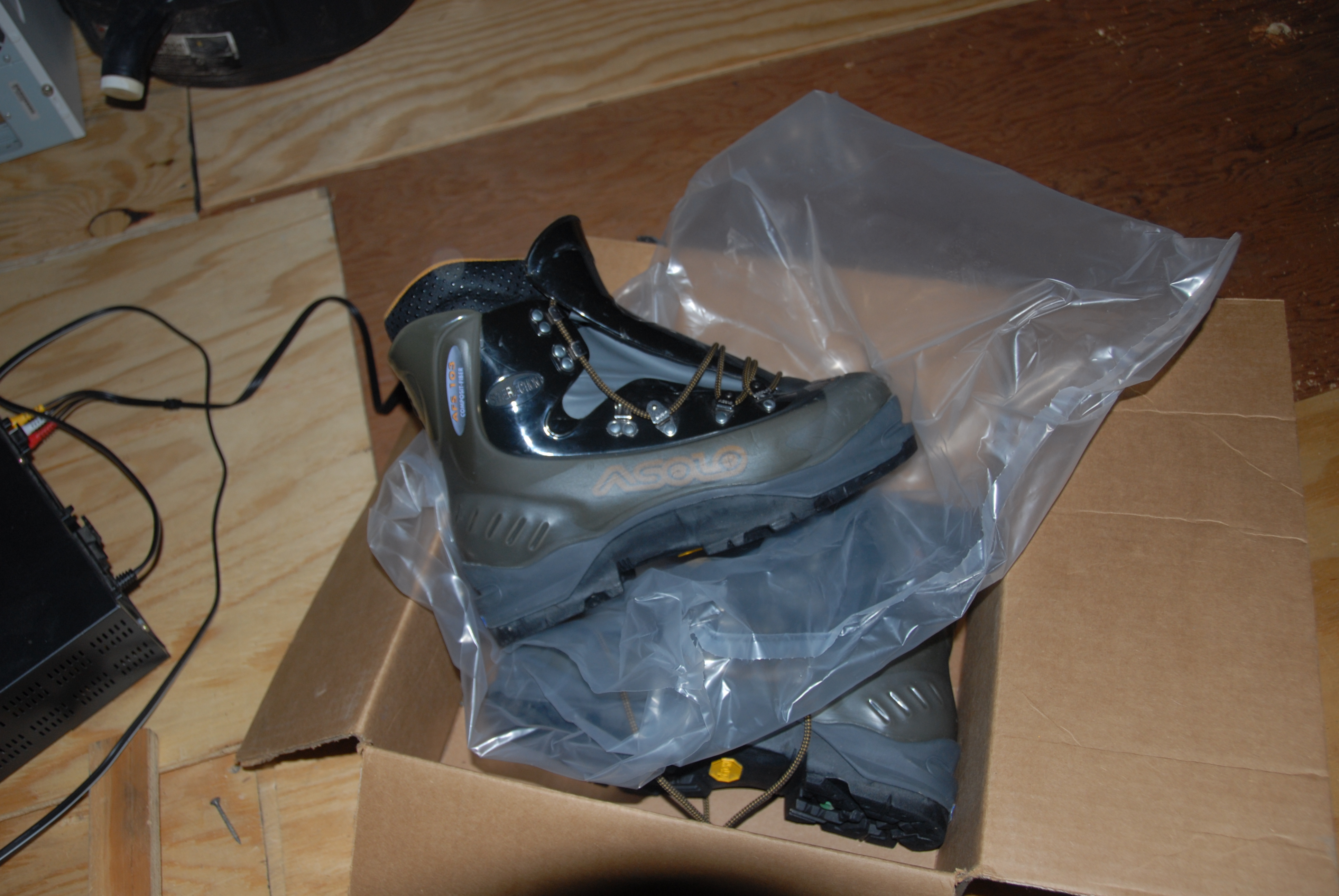 Asolo AFS 103 boots US size 10 The Yard Sale CascadeClimbers