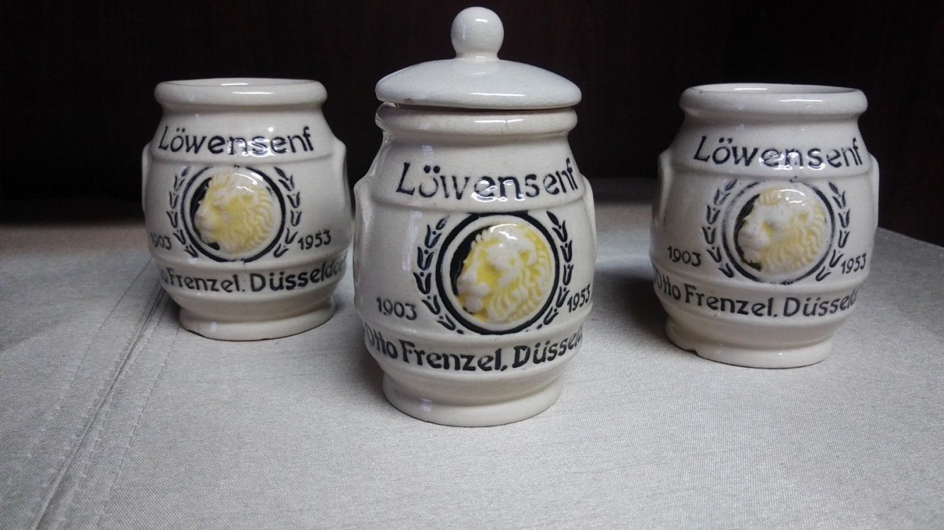 3-Vintage-Lowensenf-Mustard-Crock-Pot-Jars-Otto.thumb.jpg.4edb6b98e68ad2b559cc6d81622085b9.jpg
