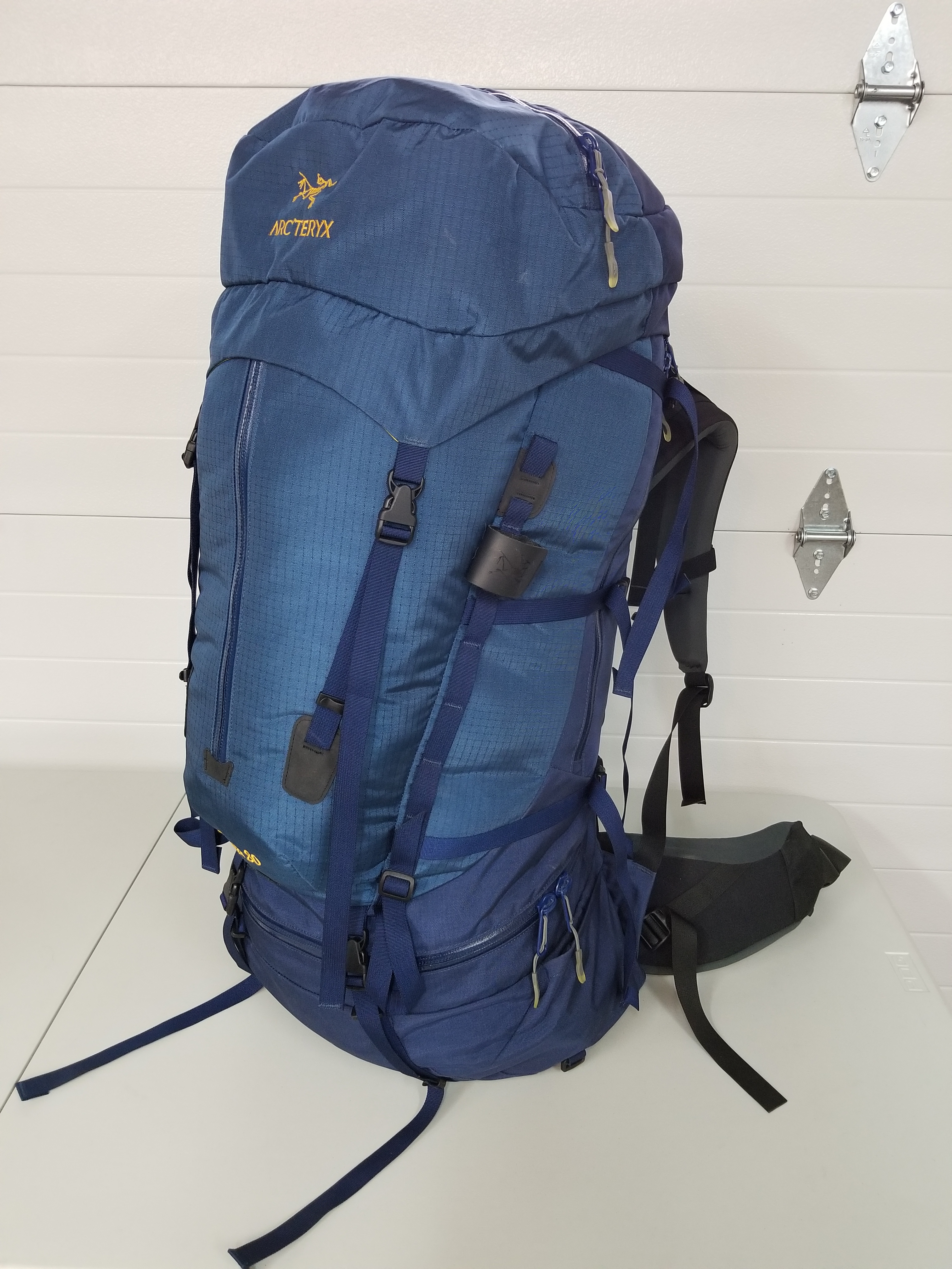 Arcteryx bora shop 80 discontinued